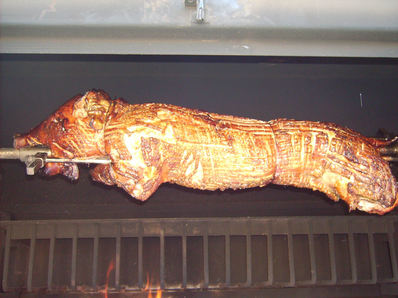 gegrilltes Spanferkel Catering / Partyservice Menü Schwaben mit gegrilltem Spanferkel