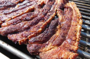Gegrillter Schweinebauch