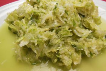 Krautsalat mit feiner Kümmelnote